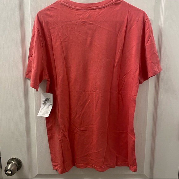 1. Walt Disney World Parks T-Shirt Women’s Size Small - Picture 3 of 4